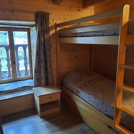 Holiday home Les Granges De La Fontaine Antignac
